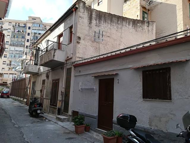 3-room flat in Cortile Primo Parisi 2, Palermo - Photo 1