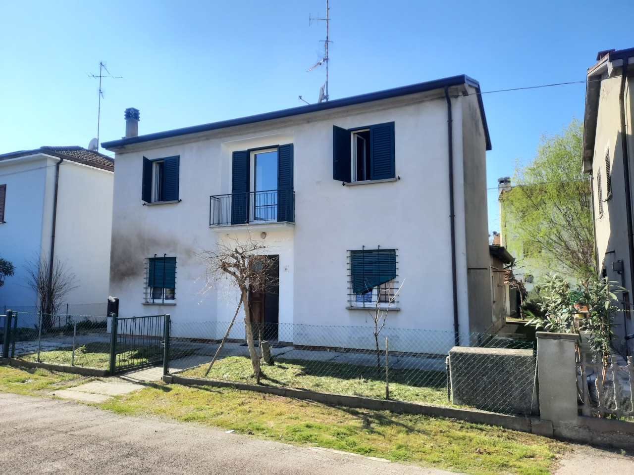 Casa indipendente in vendita a Massa Lombarda