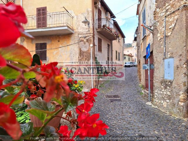 4-room flat in Via Camillo Benso di Cavour, Cori - Photo 1