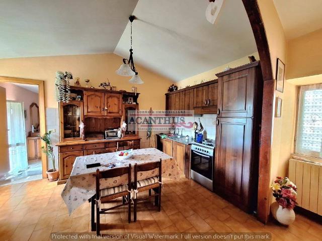 4-room flat in Via del Porticato 36, Cori - Photo 1