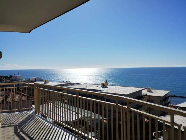 4-room flat in Via Privata Gardini 23, Santo Stefano al Mare - Photo 1