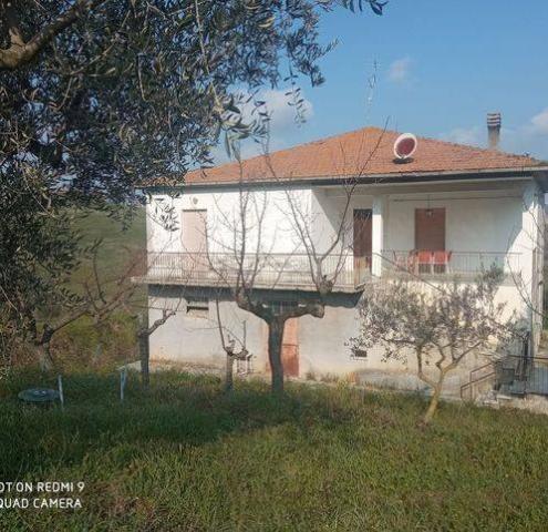 Villa in Madonna dei Angeli 18, Città Sant'Angelo - Foto 1