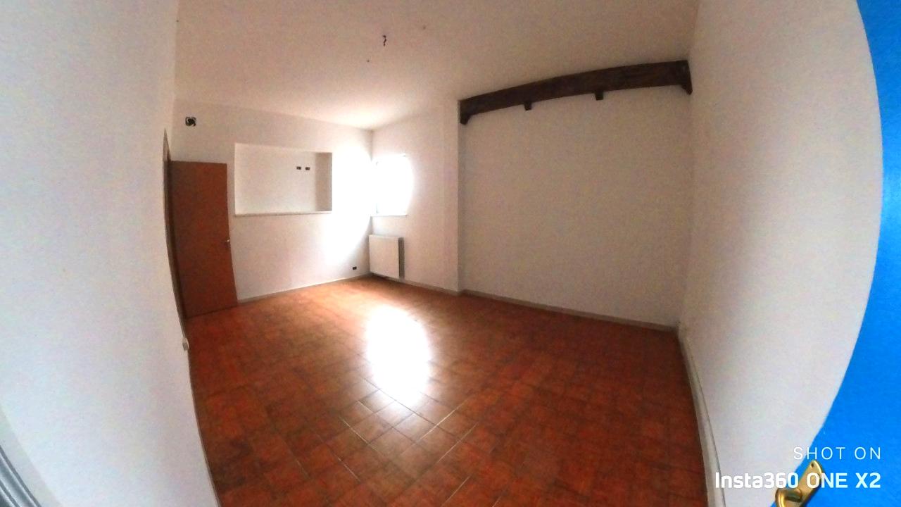 Magazzino in Via del Salice, Terni, {3} - Foto 2