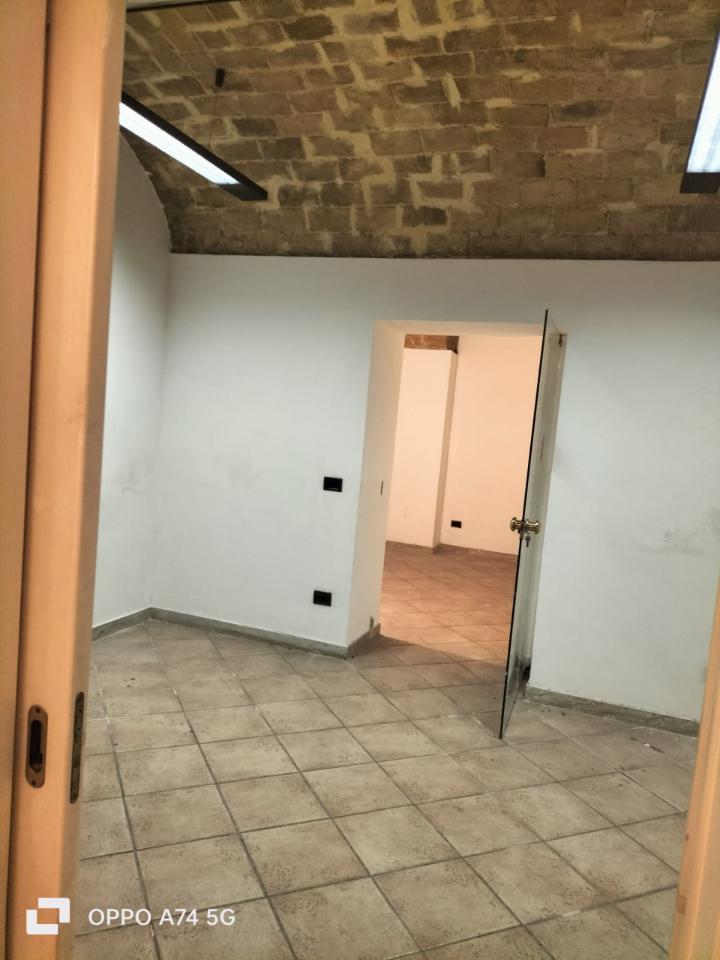 Magazzino in Via Vollusiano, Terni, {3} - Foto 1