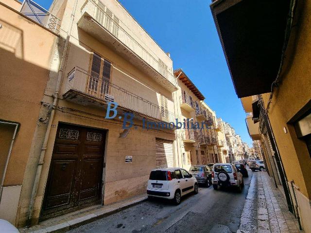 Casa indipendente in Via Vittorio Veneto 127, Alcamo - Foto 1