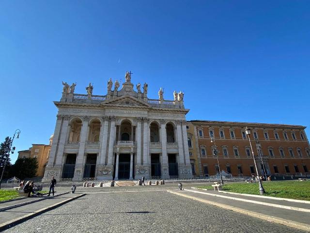 Apartament in Via Emanuele Filiberto 166, Roma - Photo 1