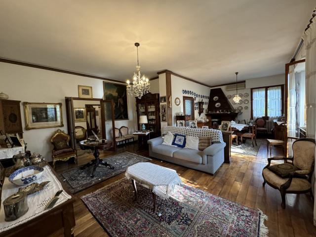 main gallery real estate image