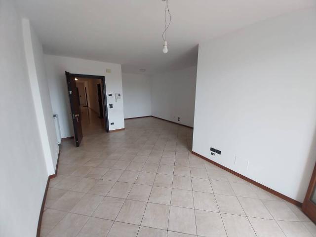 Vierzimmerwohnung in Piazza Rigo l., Spresiano - Foto 1