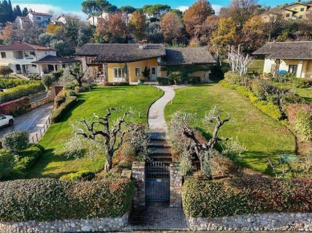 Villa in Via Gabriele d'Annunzio 15, Padenghe sul Garda - Foto 1