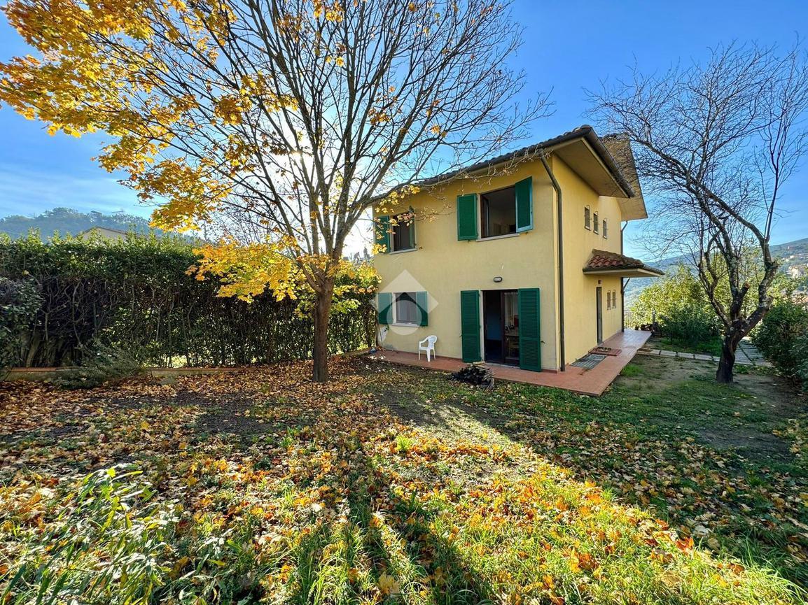 Villa a schiera in vendita a Carmignano