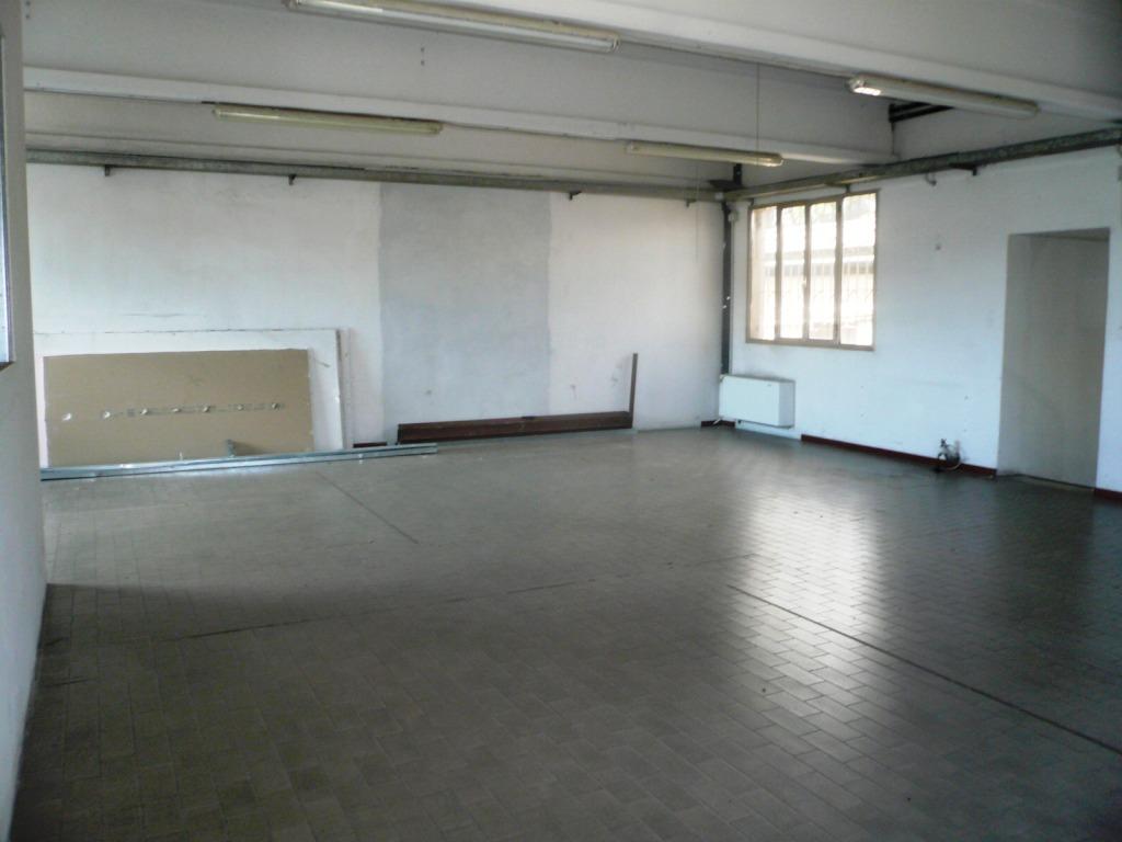 Laboratorio in Via del Progresso, Vicenza, {3} - Foto 2