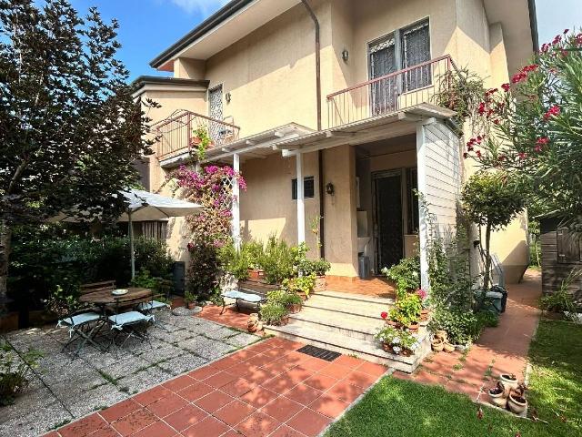 Terraced house in Via Guido Cavalcanti, Pietrasanta - Photo 1