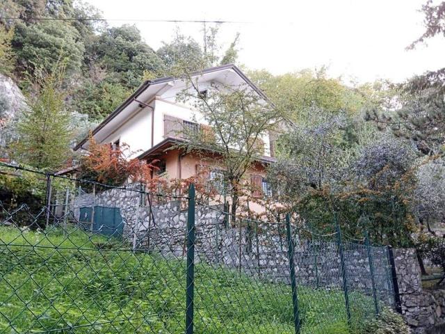 Mansion in Via dei Colli, 1, Massa - Photo 1