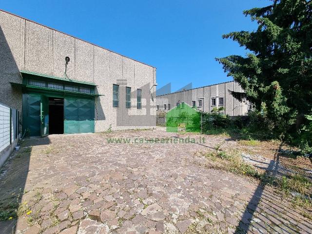 Industrial shed in Via Giuseppe di Vittorio, Segrate - Photo 1