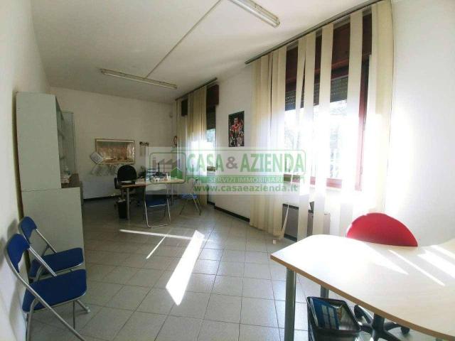 Gemeinschaftsbüro in Via Giuseppe Verdi 103, Cernusco sul Naviglio - Foto 1