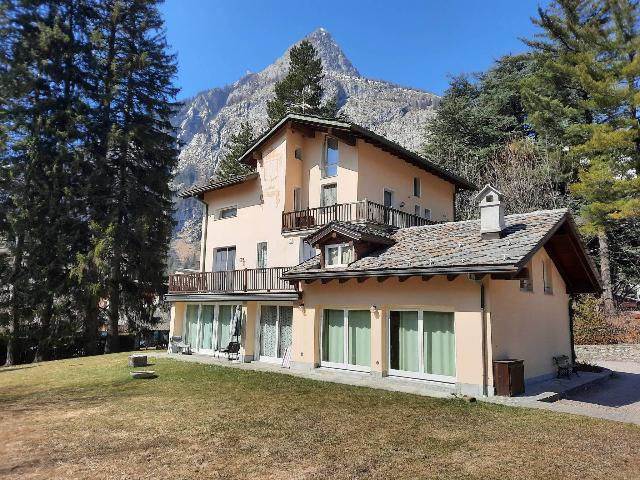 Dreizimmerwohnung in Viale Monte Bianco, Courmayeur - Foto 1