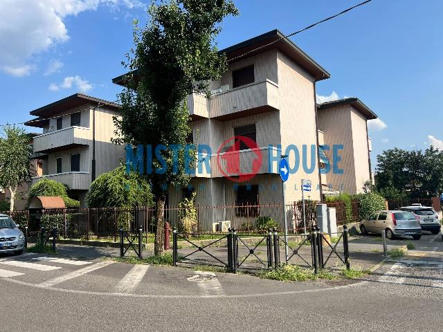 3-room flat in Via Dolomiti 71, Desio - Photo 1