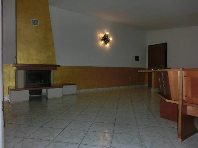 3-room flat, Crespiatica - Photo 1