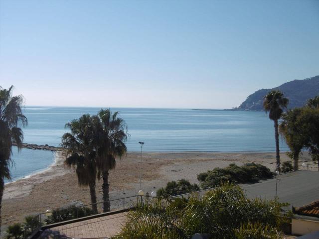 2-room flat, San Bartolomeo al Mare - Photo 1