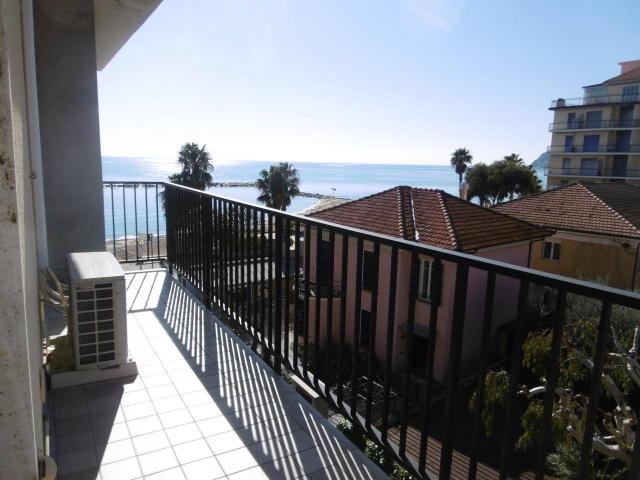 3-room flat, San Bartolomeo al Mare - Photo 1