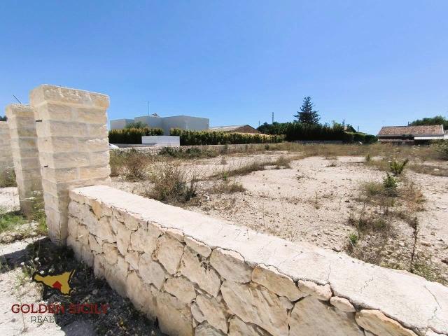 Building land in Via Lido Sacramento, Siracusa - Photo 1