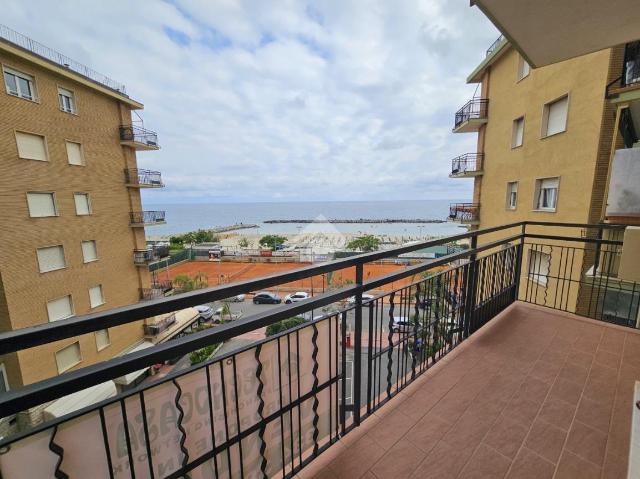 2-room flat in Via Lungomare 209, Taggia - Photo 1