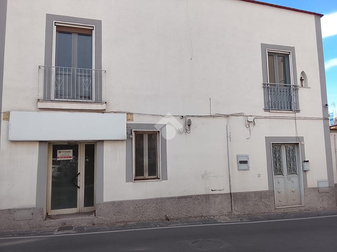 Negozio in Via Massa 12, Pollena Trocchia, {3} - Foto 2