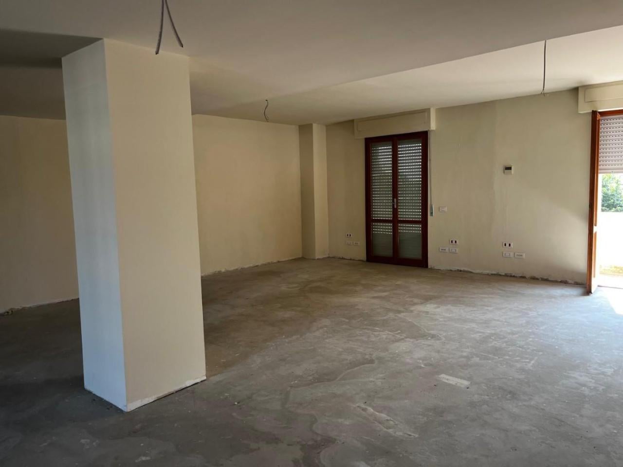 Ufficio in , Pontedera, {3} - Foto 2