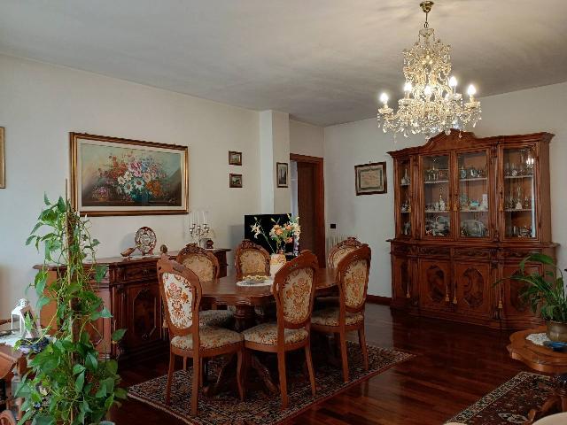 main gallery real estate image