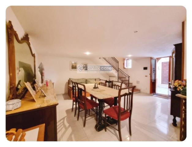 2-room flat in Via dell'Indipendenza Vico 24, Gaeta - Photo 1