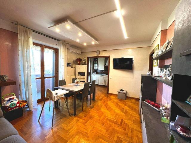 4-room flat in Via Dante Alighieri S.N.C., Buonconvento - Photo 1