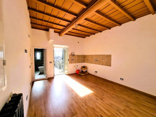 4-room flat in {3}, Piazza Martiri della Libertà - Photo 1