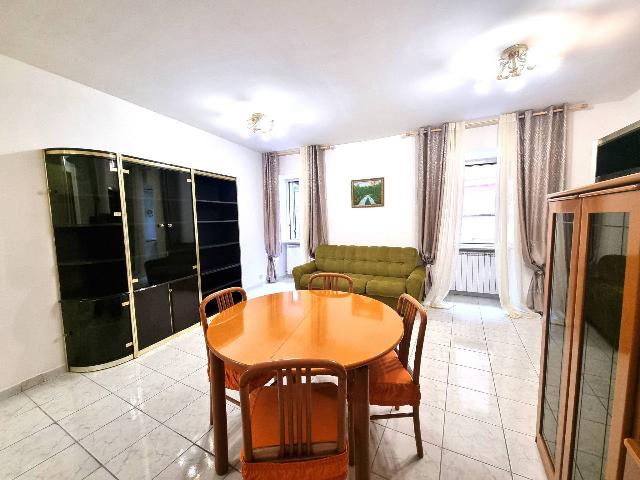 4-room flat in Via Giuseppe Verdi, Caprarola - Photo 1