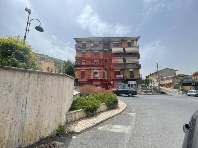 3-room flat in Via Alessandro Fleming, Artena - Photo 1