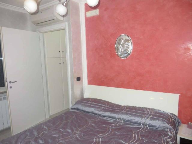 2-room flat in {3}, - Photo 1