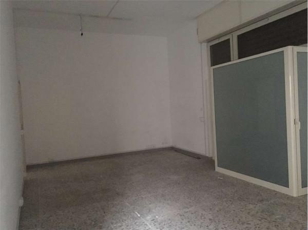 Negozio in , Formia, {3} - Foto 1