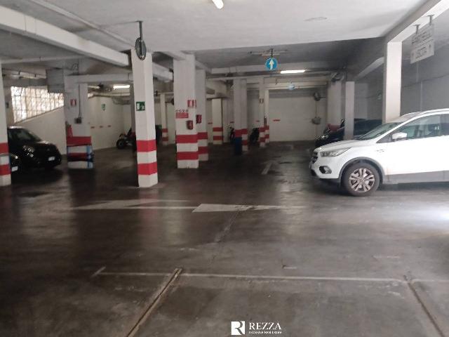 Warehouse in Viale Palmiro Togliatti 608, Roma - Photo 1