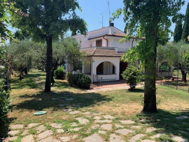 Mansion in Largo Renato Guttuso, Genzano di Roma - Photo 1