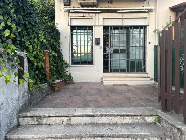 Negozio in Via di Casa Romana, San Cesareo, {3} - Foto 1