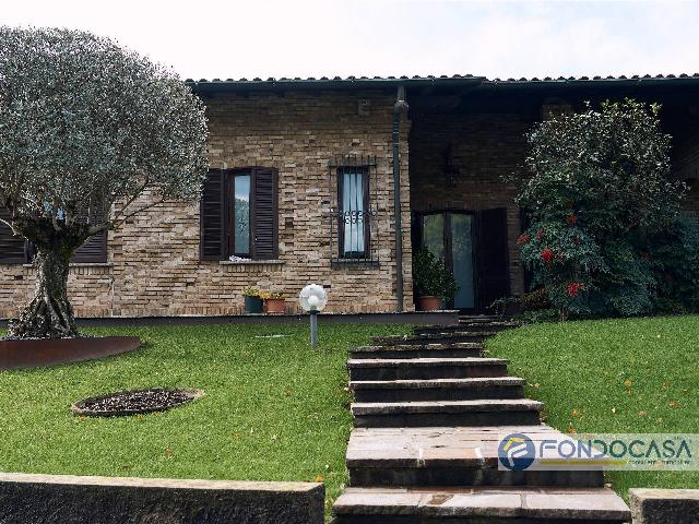 Villa in Via Montelungo, Cabiate - Foto 1