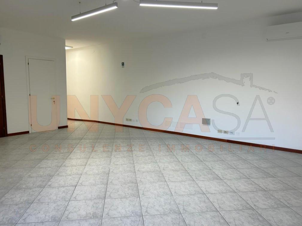 Laboratorio in Via Sicilia, Rubano, {3} - Foto 2