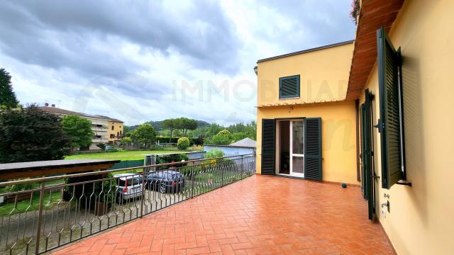 4-room flat in Via Chiantigiana 223, Lastra a Signa - Photo 1