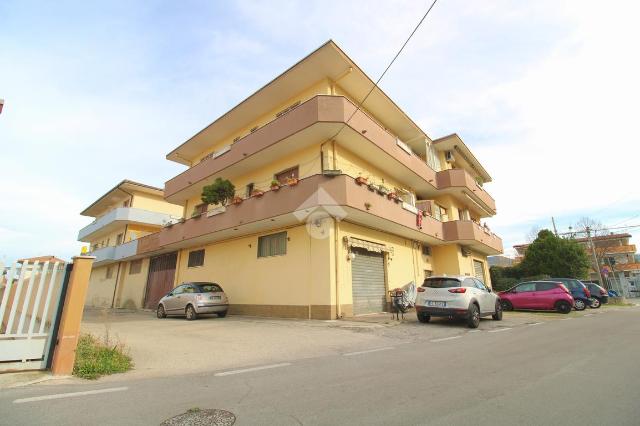 4-room flat in Via Lago Maggiore 9, San Giovanni Teatino - Photo 1