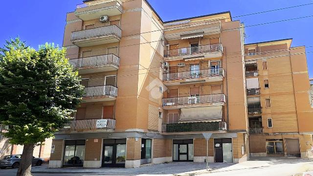 Wohnung in Via Floriano di Pietrocola 1, Chieti - Foto 1