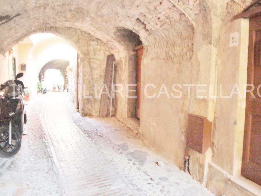 Magazzino in Via San Bernardo, Castellaro, {3} - Foto 1