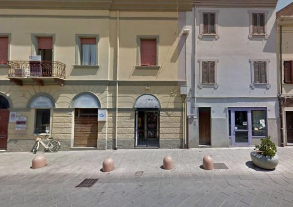 Negozio in Corso Vittorio Emanuele II 21, Porto Torres - Foto 1