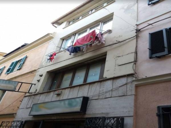 Negozio in Via Turritana 7/B, Sassari - Foto 1