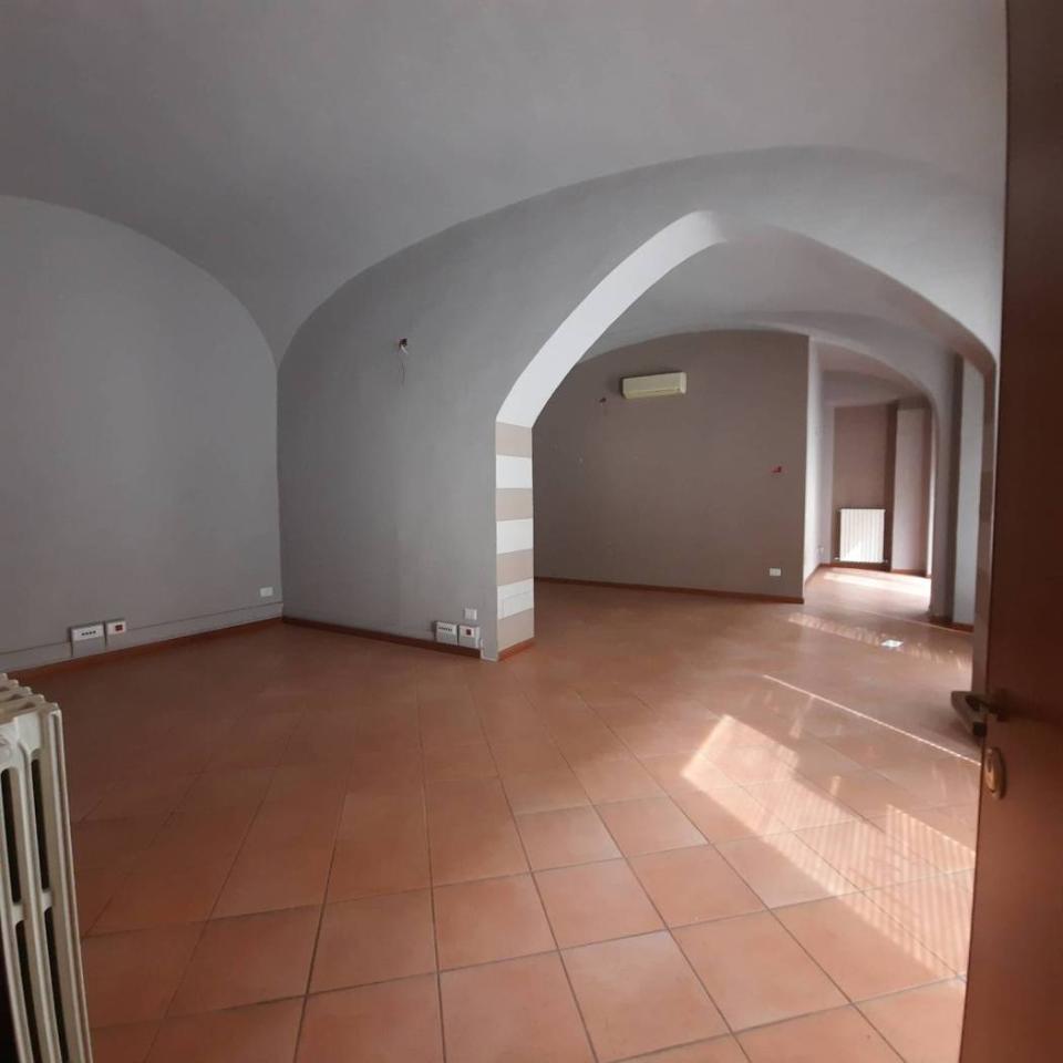 Ufficio in Via del Seminario, Tortona, Alessandria, Tortona, {3} - Foto 2