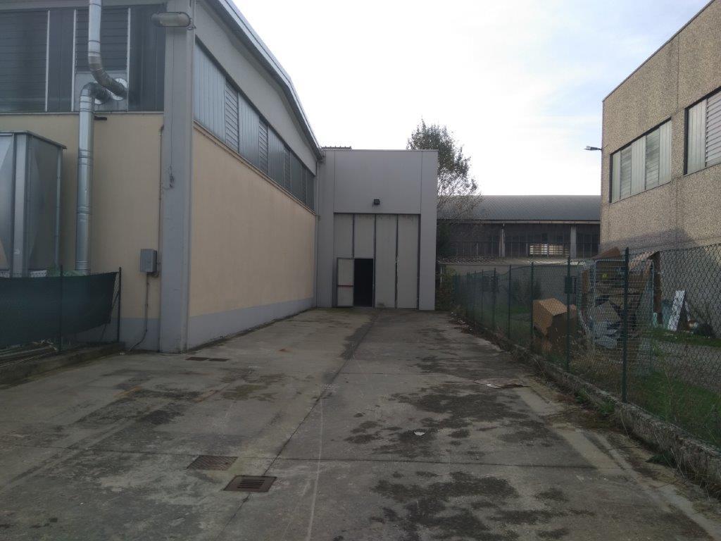 Capannone in Via Giorgio Gastaldi 61, Parma - Foto 1