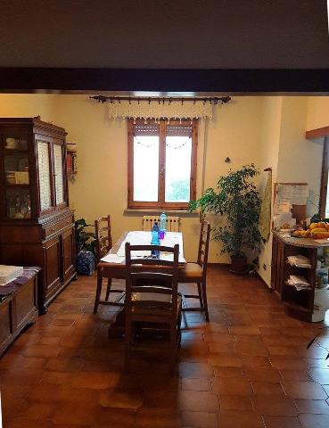 4-room flat, Montalcino - Photo 1